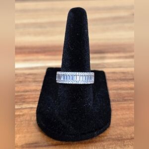 925 Signed Sterling Silver Unisex Round & Baguette Cubic Zirconias Ring Size: 7